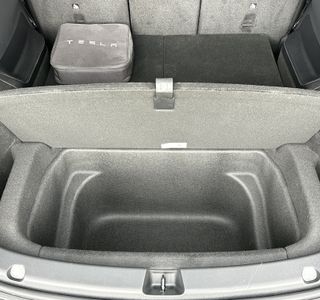 2025 Tesla Model Y Long Range AWD photo 24