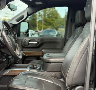2020 Chevrolet Silverado 2500HD High Country Crew Cab 4WD photo 14