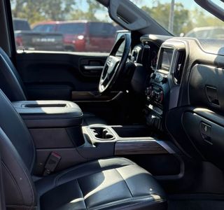 2019 Chevrolet Silverado 1500 LT Trail Boss Crew Cab 4WD photo 14