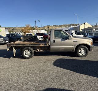 2007 Ford F-250 SD XLT 2WD photo 5