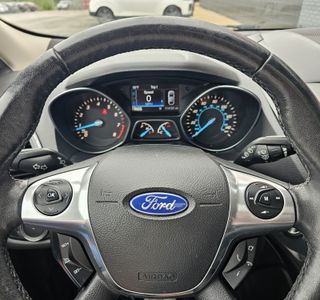 2014 Ford Escape Titanium 4WD photo 16