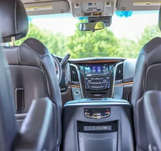 2018 Cadillac Escalade Premium 2WD photo 12