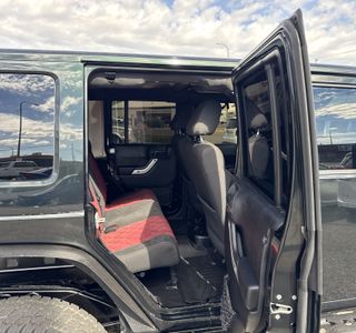 2012 Jeep Wrangler Unlimited Sahara 4WD photo 14