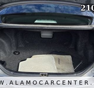 2009 Toyota Camry SE photo 24