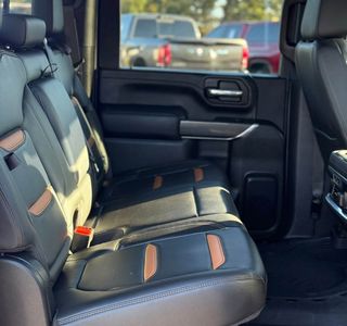 2020 GMC Sierra 2500HD AT4 Crew Cab 4WD photo 12