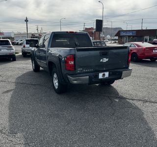2010 Chevrolet Silverado 1500 LT1 Crew Cab 4WD photo 8