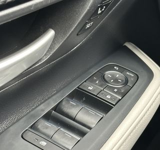 2026 Toyota Grand Highlander Hybrid MAX Platinum AWD photo 47