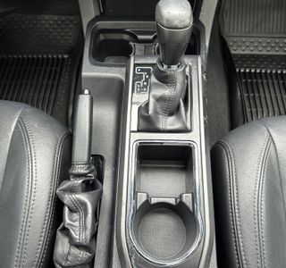 2017 Toyota Tacoma TRD Off Road Premium Long Bed V6 4WD photo 34