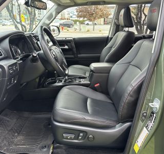 2020 Toyota 4Runner TRD PRO 4WD V6 photo 17