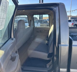 2004 Ford F-250 SD XL Crew Cab Long Bed 4WD photo 13