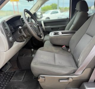 2011 Chevrolet Silverado 1500 LS Extended Cab 4WD photo 10