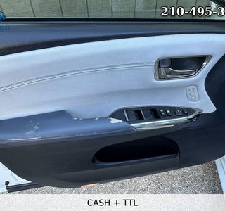2013 Toyota Avalon Hybrid Limited photo 19