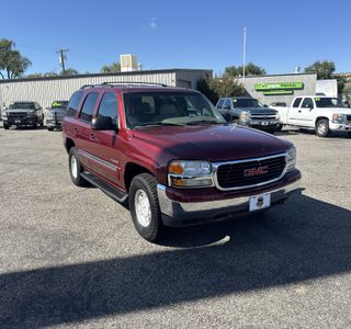 2002 GMC Yukon 4WD photo 4