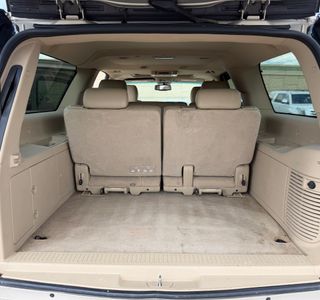 2011 GMC Yukon XL SLT-1 3/4 Ton 4WD photo 12