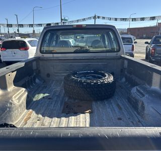 2004 Ford F-250 SD XL Crew Cab Long Bed 4WD photo 9