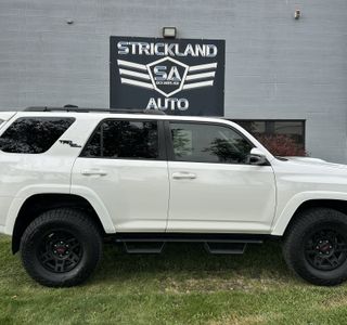 2023 Toyota 4Runner TRD Off-road Premium 4WD photo 5