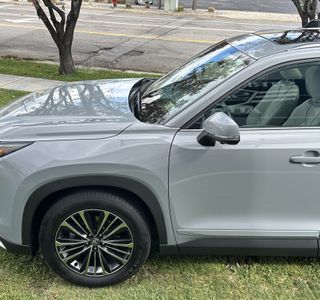 2026 Toyota Grand Highlander Hybrid MAX Platinum AWD photo 10