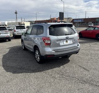 2015 Subaru Forester 2.5i Touring photo 8