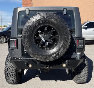 2014 Jeep Wrangler Unlimited Sport 4WD photo 9