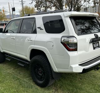 2023 Toyota 4Runner TRD Off-road Premium 4WD photo 9