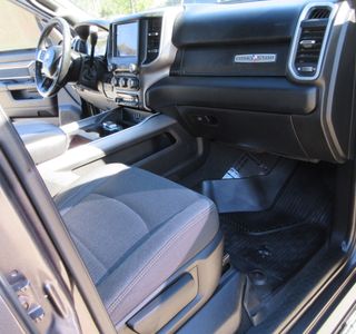 2019 RAM 2500 Tradesman Crew Cab SWB 4WD photo 33
