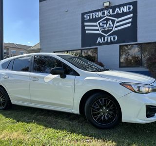 2019 Subaru Impreza 2.0i CVT 5-Door photo 1