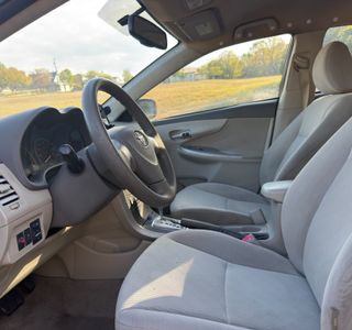 2010 Toyota Corolla Base 4-Speed AT photo 10
