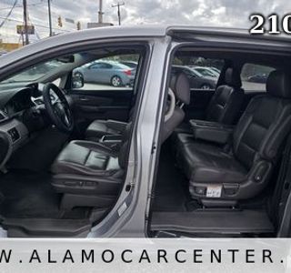 2012 Honda Odyssey EX-L w/ Navigation photo 34