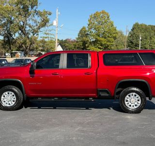 2022 Chevrolet Silverado 2500HD LT Crew Cab 4WD photo 8