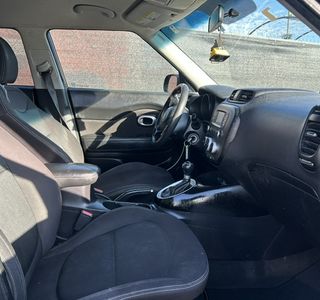 2016 Kia Soul Convenience Package photo 13