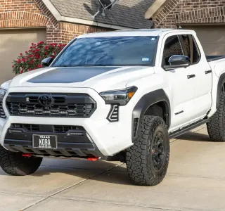 2024 Toyota Tacoma TRD Sport Double Cab 4WD photo 8