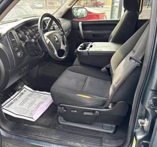 2010 Chevrolet Silverado 1500 LT1 Crew Cab 4WD photo 12