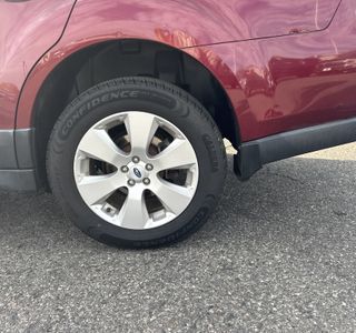 2012 Subaru Outback 2.5i Limited photo 10