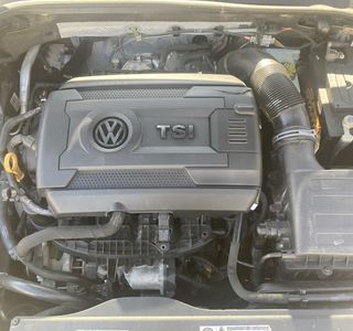 2015 Volkswagen GTI S 6M 2-Door photo 9