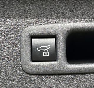 2025 Toyota Sienna XSE 7-Passenger AWD photo 29