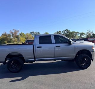 2024 RAM 2500 Tradesman Crew Cab 4WD photo 4