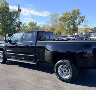 2018 GMC Sierra 3500HD Denali Crew Cab 4WD photo 7