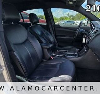 2013 Chrysler 200 Limited photo 16