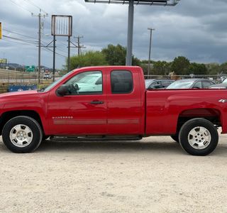 2011 Chevrolet Silverado 1500 LS Extended Cab 4WD photo 8