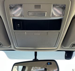 2017 Toyota Tacoma SR5 4WD photo 32