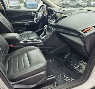 2014 Ford Escape Titanium 4WD photo 8