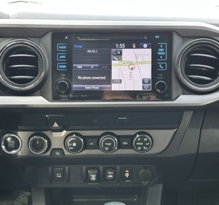 2019 Toyota Tacoma TRD Off Road Long Bed V6 4WD photo 25