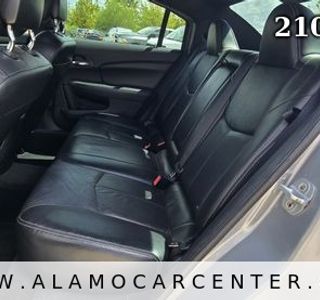 2013 Chrysler 200 Limited photo 28