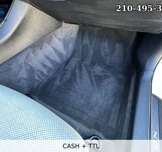 2013 Toyota Avalon Hybrid Limited photo 35