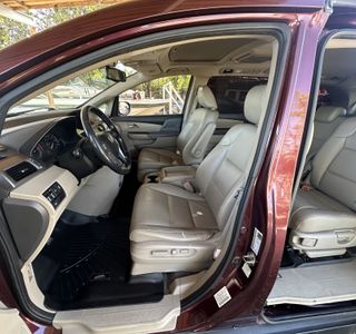 2016 Honda Odyssey EX-L w/ DVD photo 21