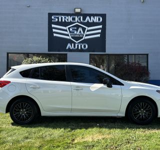 2019 Subaru Impreza 2.0i CVT 5-Door photo 5