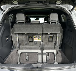 2025 Toyota Sienna XSE 7-Passenger AWD photo 27