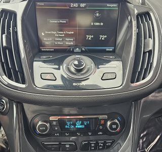 2014 Ford Escape Titanium 4WD photo 17