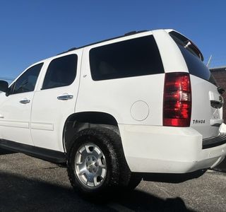 2014 Chevrolet Tahoe LT 2WD photo 6