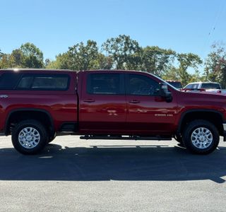 2022 Chevrolet Silverado 2500HD LT Crew Cab 4WD photo 4